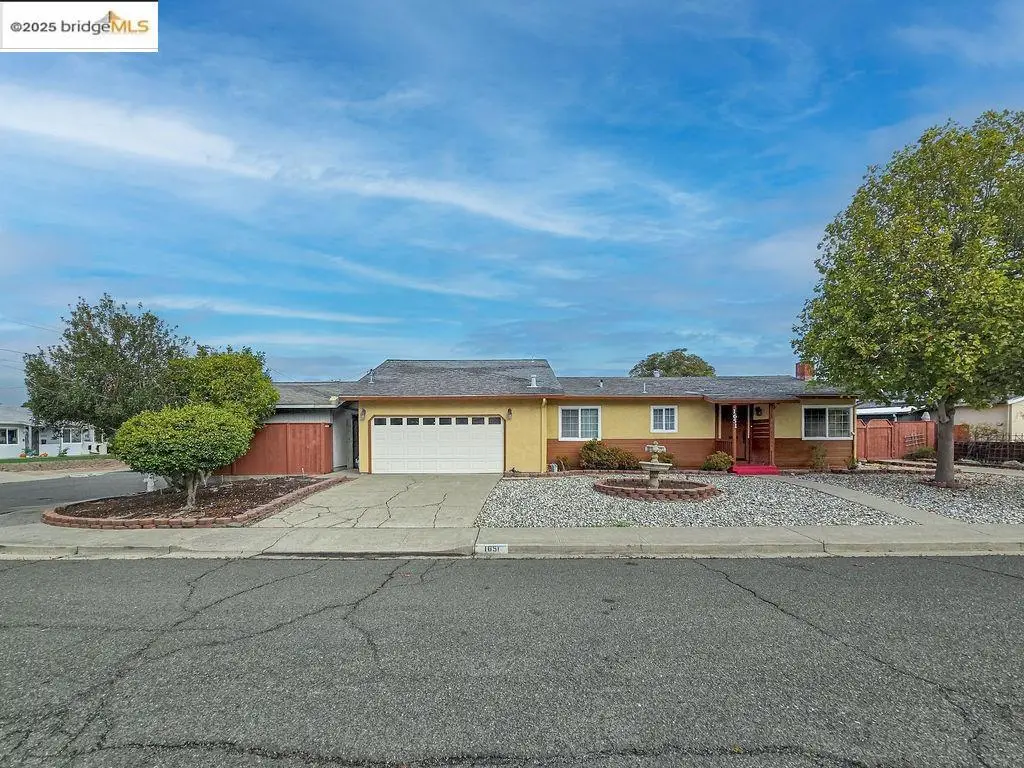 1651 Michael Dr, Pinole, CA 94564 - Image #1