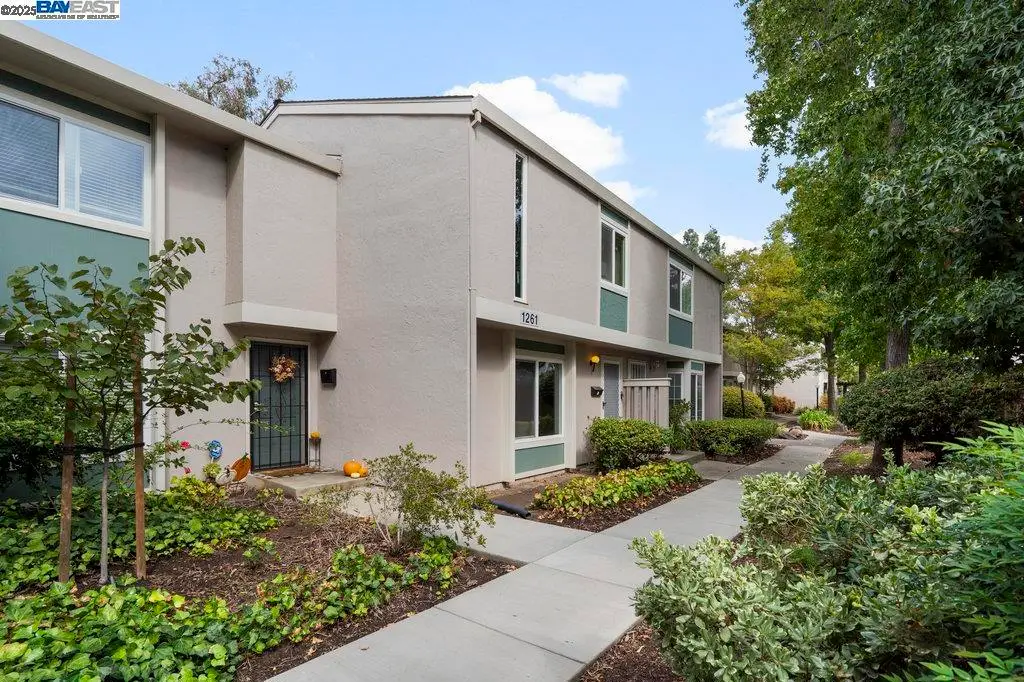 1261 Pine Creek Way #B, Concord, CA 94520 - Image #1