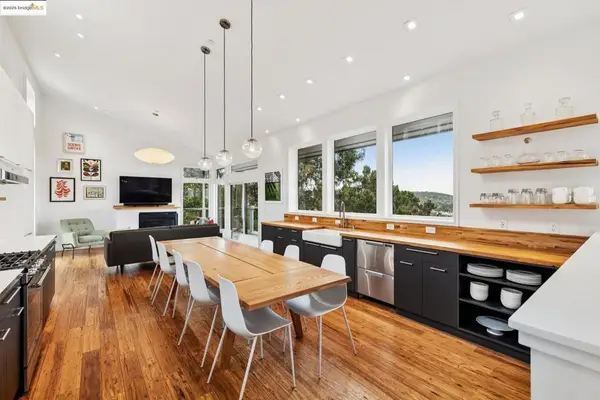 4520 Saint Andrews Road, Oakland, CA 94605