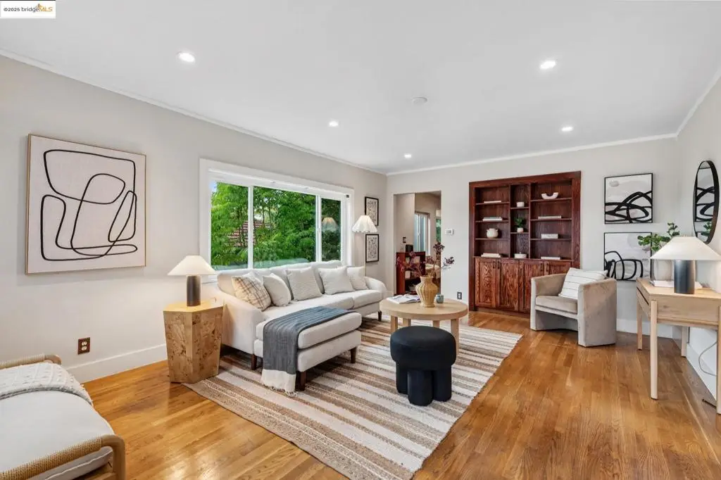 4125 Kuhnle Ave, Oakland, CA 94605 - Image #1