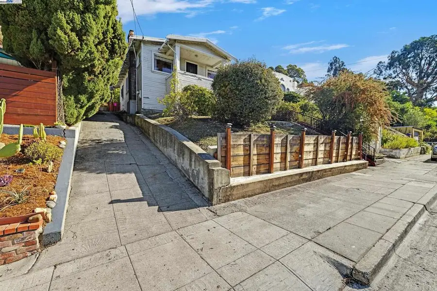 6432 Outlook Ave, Oakland, CA 94605 - Image #3