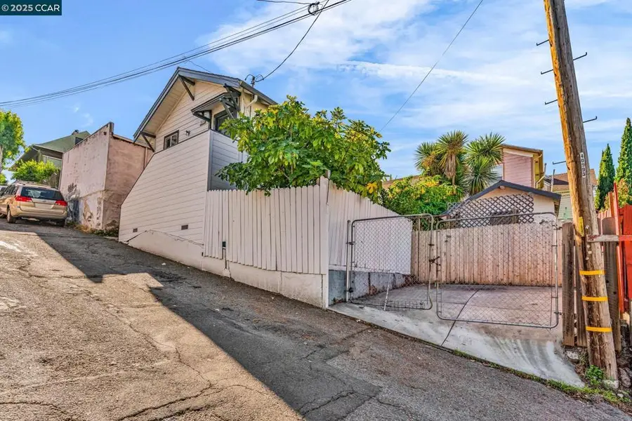 1519 Commerce Way, Oakland, CA 94606 - Image #3