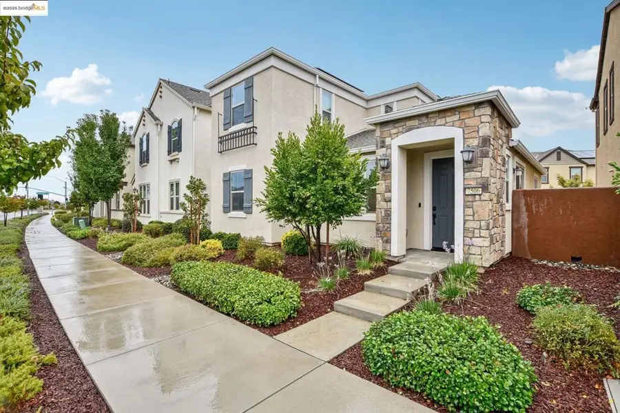 7506 Clear Lake Aly, Sacramento, CA 95829 - Image #3