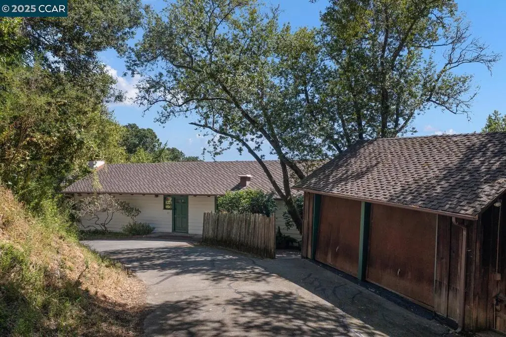 37 La Madronal, Orinda, CA 94563 - Image #1