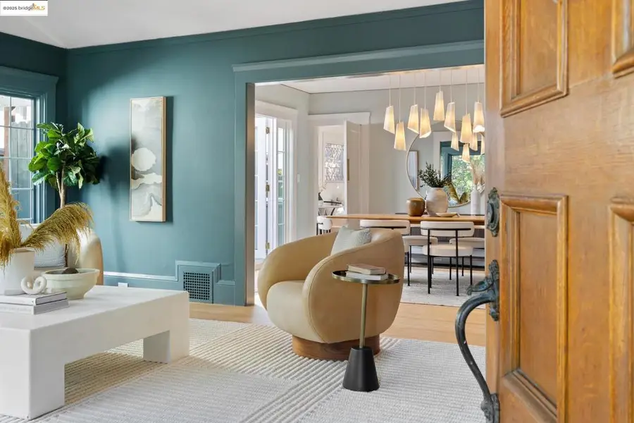 1073 Mandana Blvd., Oakland, CA 94610 - Image #3