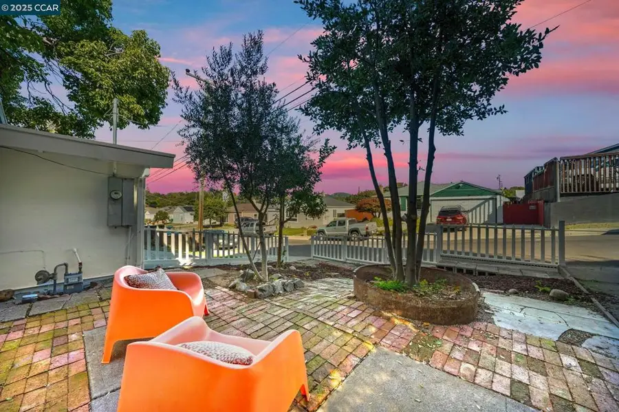 3950 Milton Dr, El Sobrante, CA 94803 - Image #2