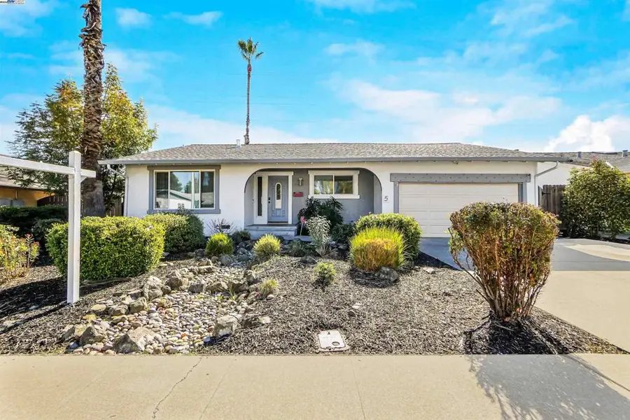 5 Terranova Dr, Antioch, CA 94509 - Image #3