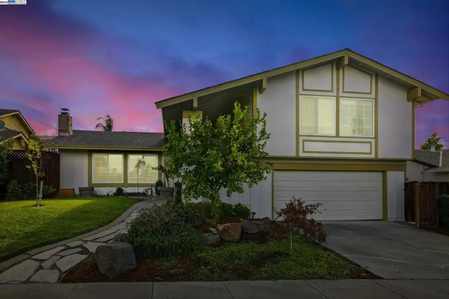 631 Claret Ct, Pleasanton, CA 94566 - Image #3