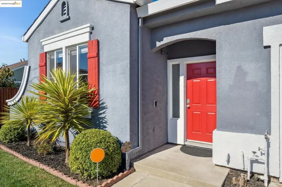 568 Cattail Ct, American Canyon, CA 94503 - Image #2