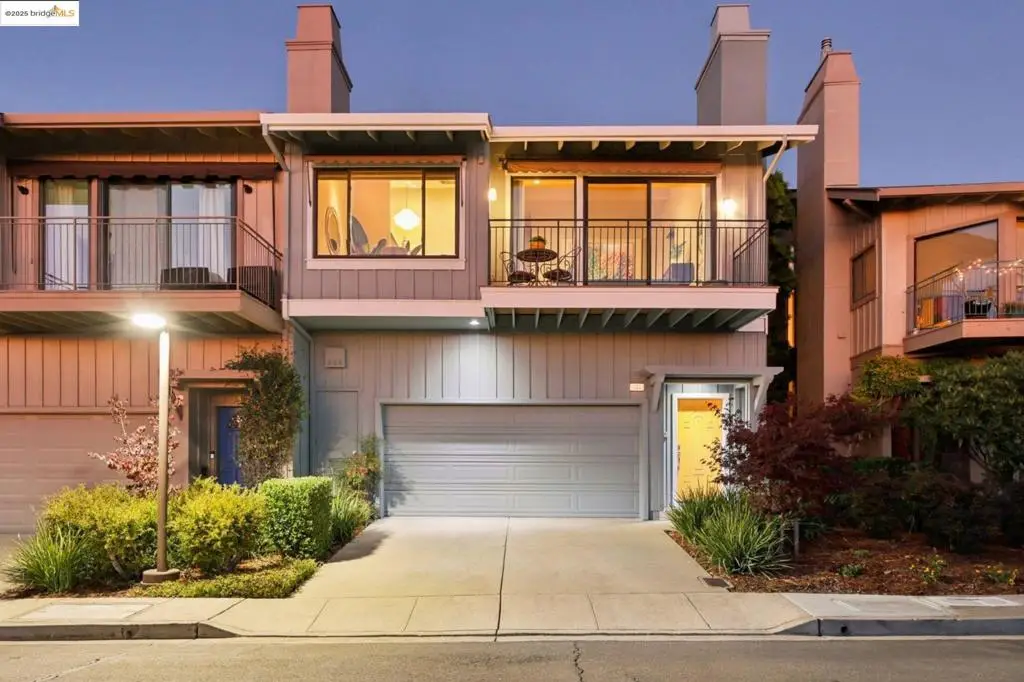 105 Starview Ct, Oakland, CA 94618 - Image #1