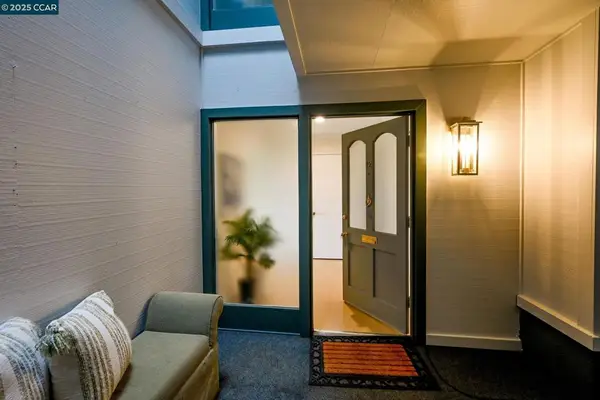 1549 Oakmont Dr #12, Walnut Creek, CA 94595