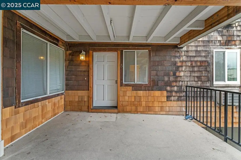 1965 Bonifacio St #5, Concord, CA 94520 - Image #1