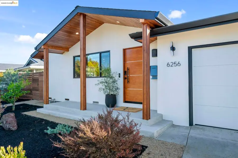 6256 Rockrose Dr, Newark, CA 94560 - Image #2