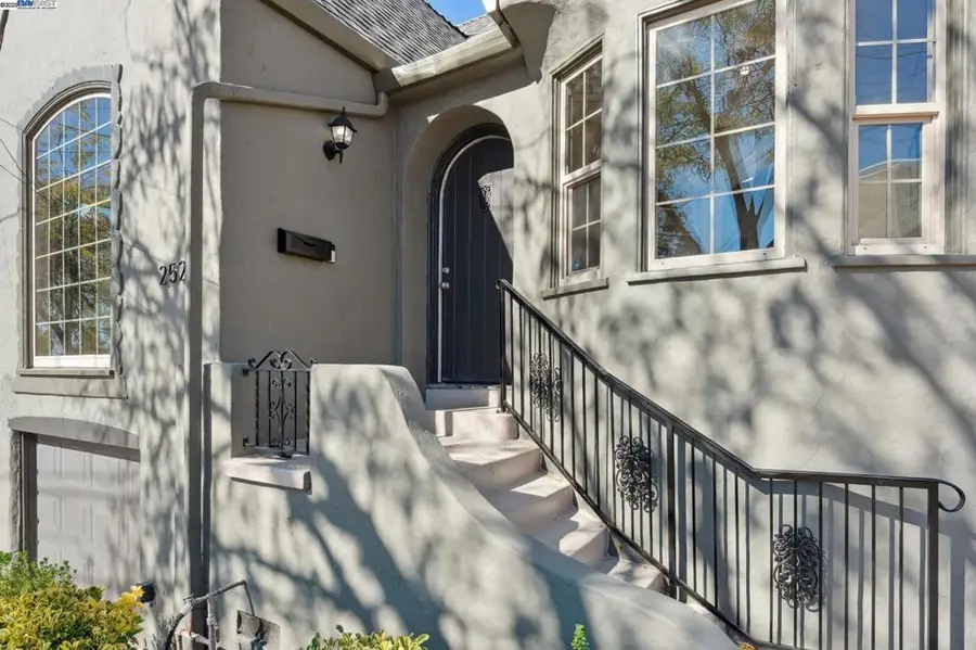 2521 80th, Oakland, CA 94605 - Image #2