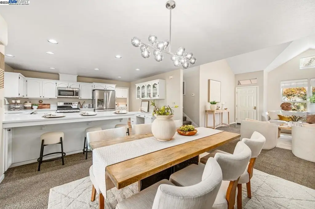 297 Del Valle Ct, Pleasanton, CA 94566 - Image #1