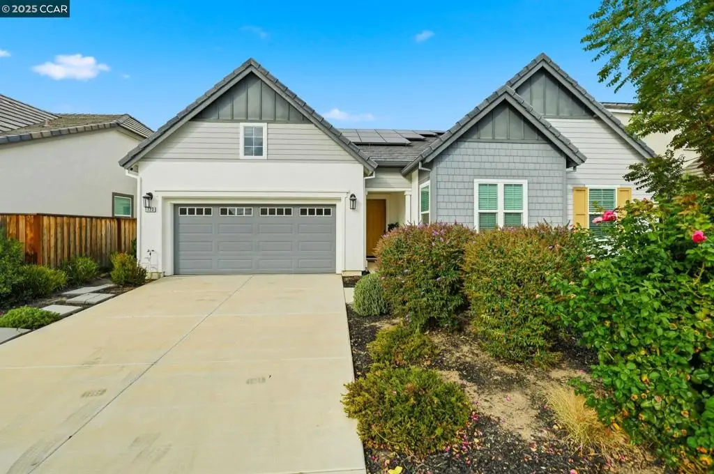 1123 David Senft Ln, Tracy, CA 95304 - Image #1