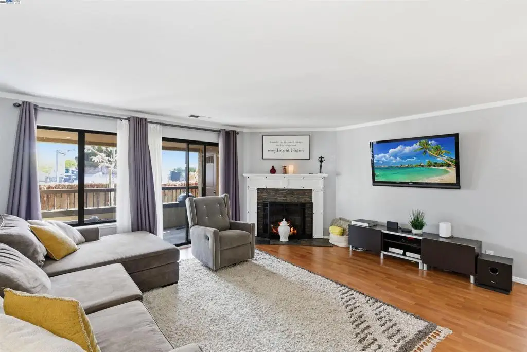 26953 Hayward Blvd #105, Hayward, CA 94542 - Image #1