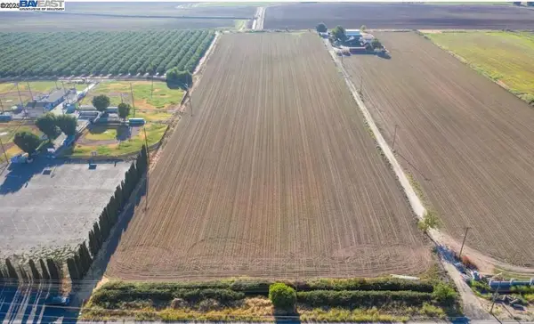 4200 Roselle Ave, Modesto, CA 95357