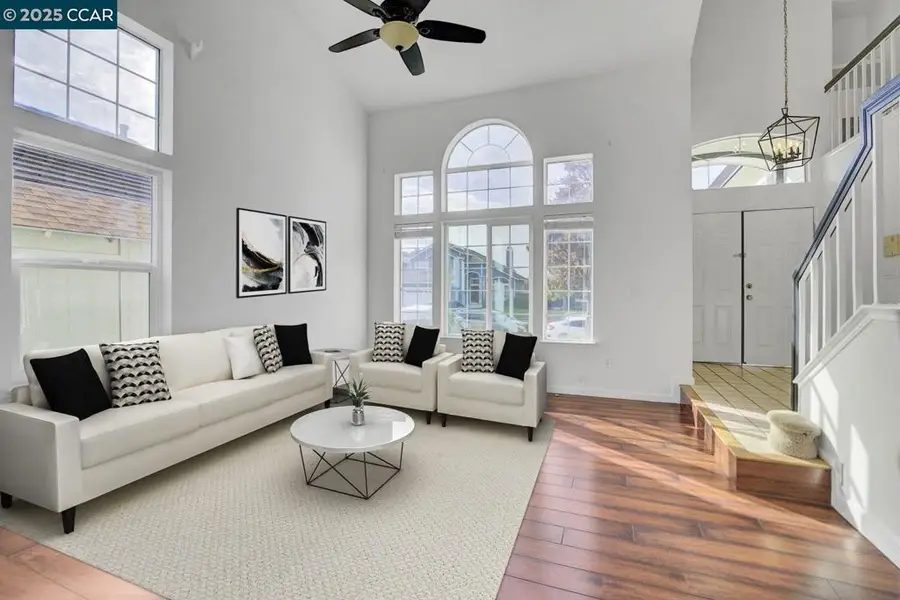 2132 Rain Drop Cir, Pittsburg, CA 94565 - Image #3