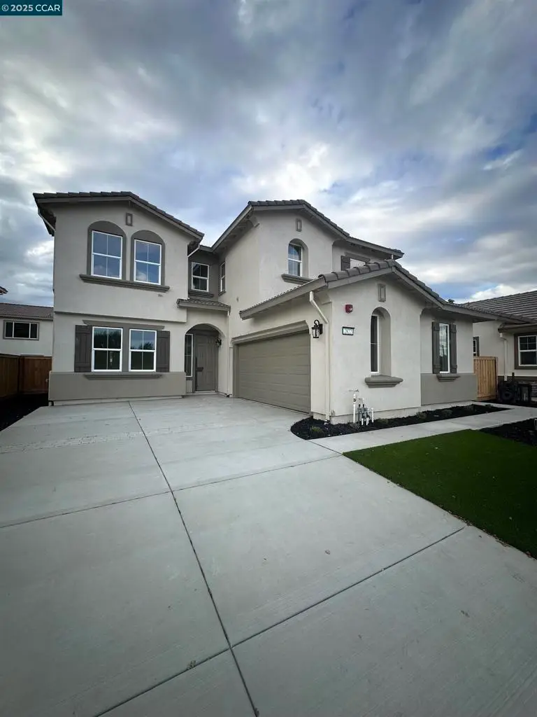 2822 Moonflower Street, West Sacramento, CA 95691 - Image #1