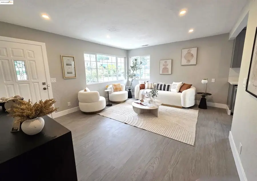 14851 Boulevard Ct, Castro Valley, CA 94578 - Image #3