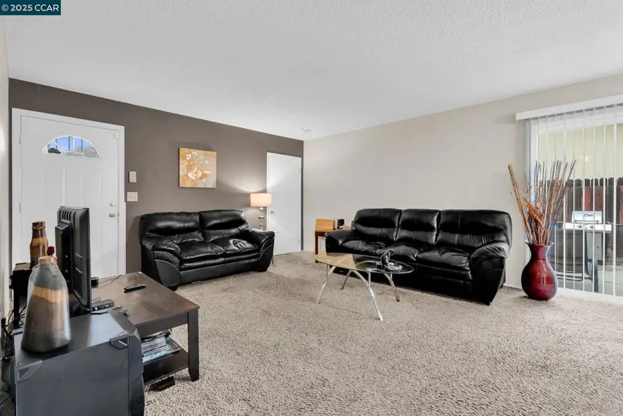 265 Tahoe Dr, Rio Vista, CA 94571 - Image #3