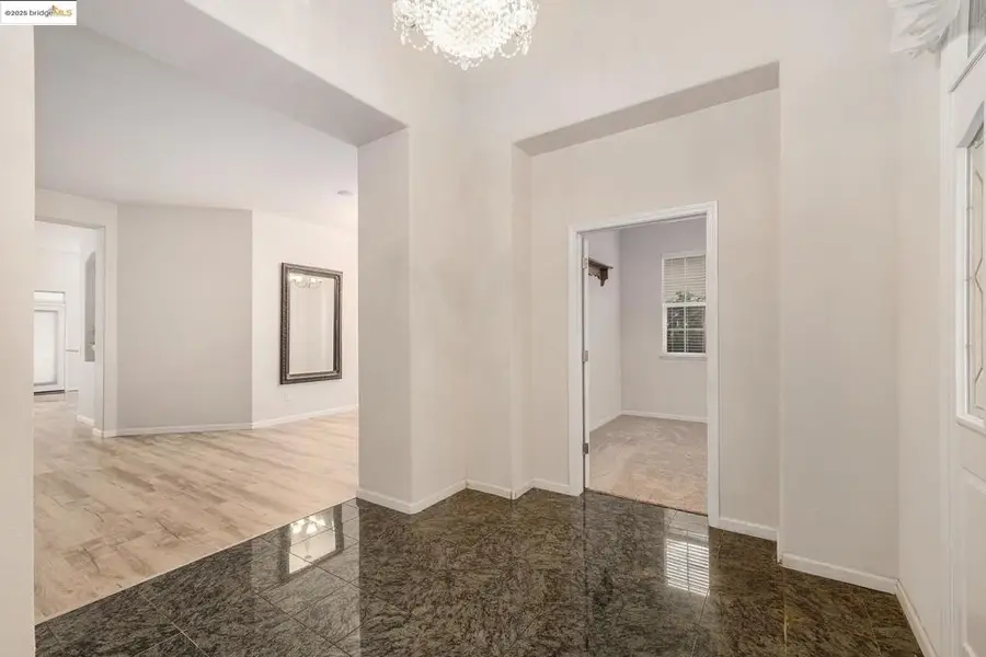 729 Richardson Dr, Brentwood, CA 94513 - Image #3