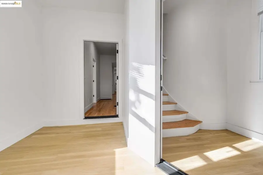 1238 12th St, Oakland, CA 94607 - Image #3