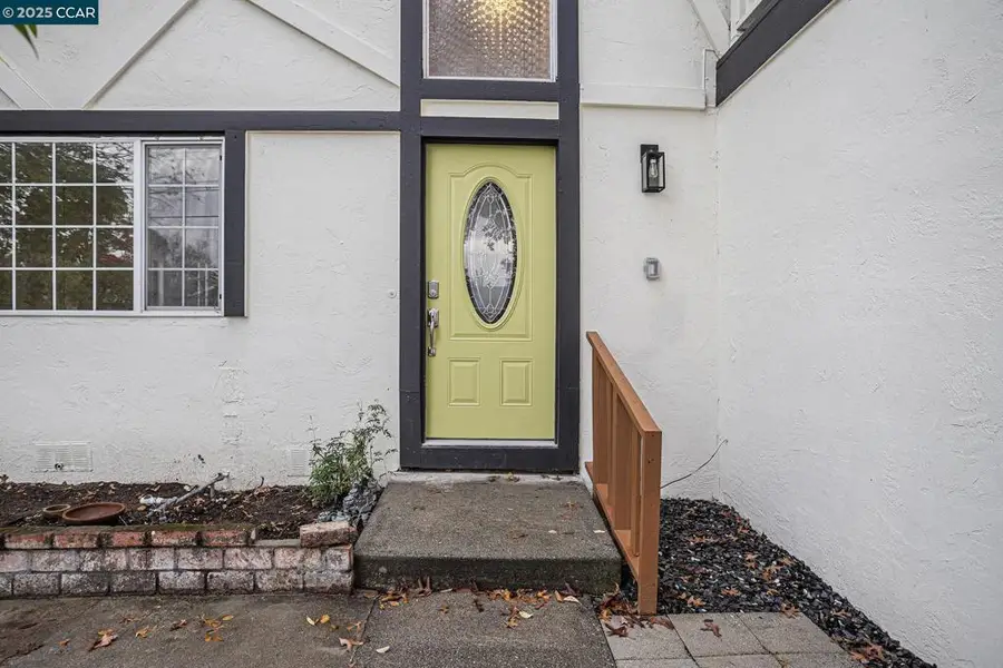 449 Bifrost Ave, Pleasant Hill, CA 94523 - Image #3
