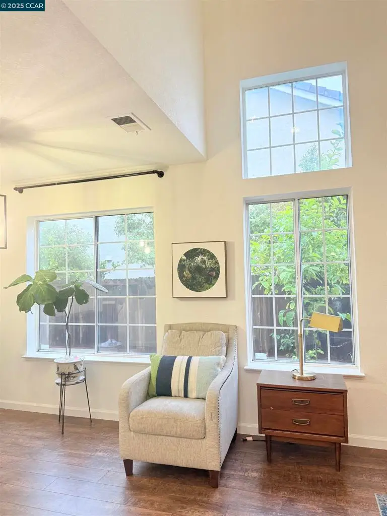 360 Gull Pl, Pittsburg, CA 94565 - Image #3