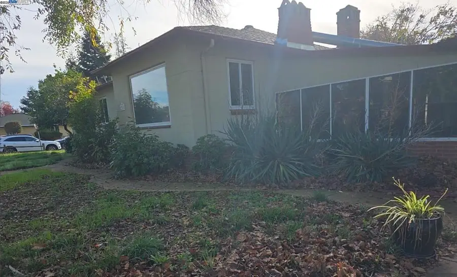 2305 Tennessee St, Vallejo, CA 94591 - Image #2