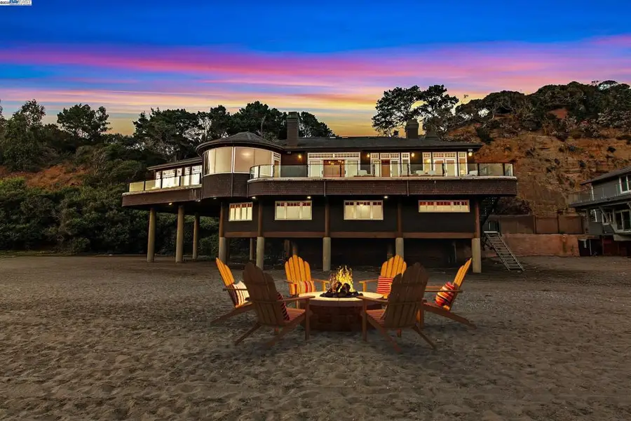 797 Las Olas Dr, Aptos, CA 95003 - Image #2