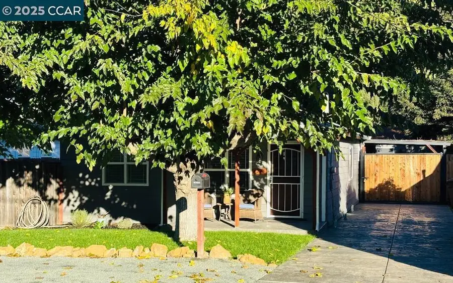 4245 Valley Ave, Martinez, CA 94553 - #2