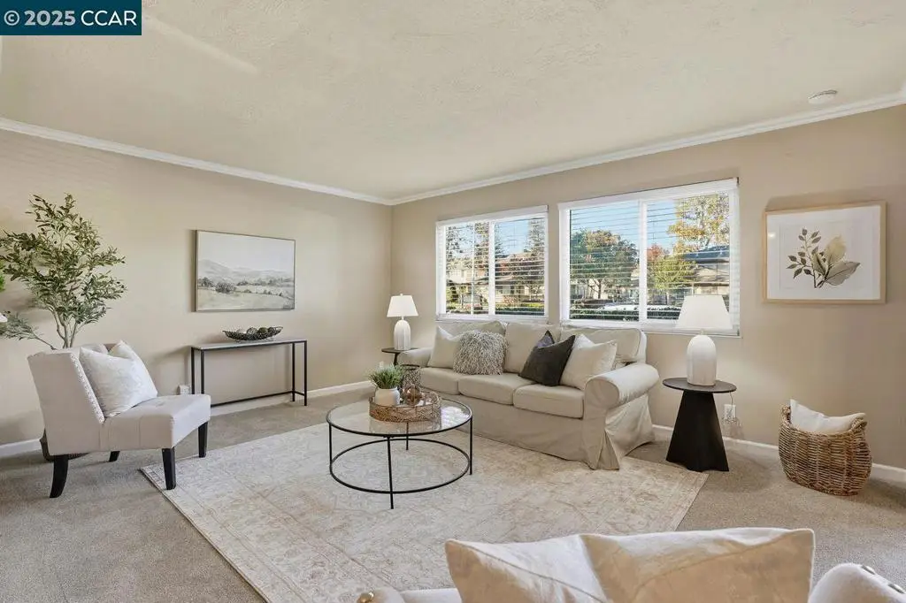 1013 Mohr Ln #2, Concord, CA 94518 - Image #1