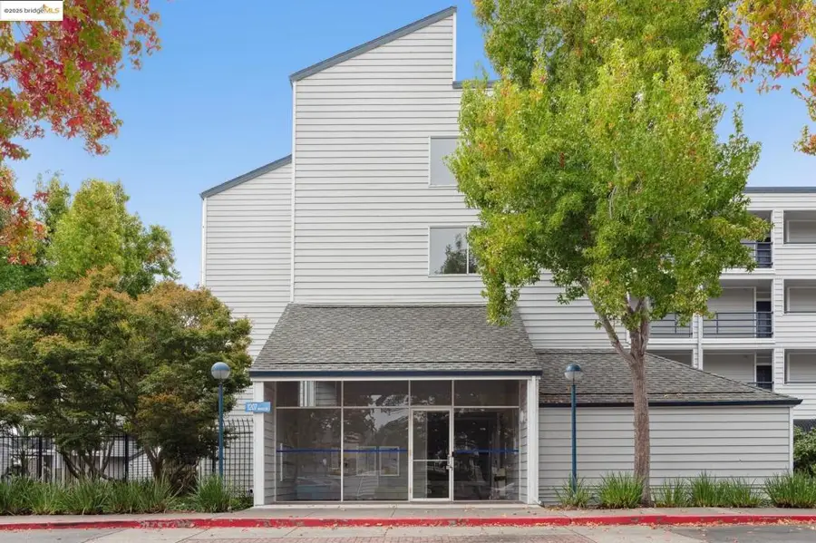 1207 Melville Sq #417, Richmond, CA 94804 - Image #2