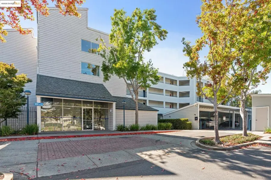 1207 Melville Sq #417, Richmond, CA 94804 - Image #3