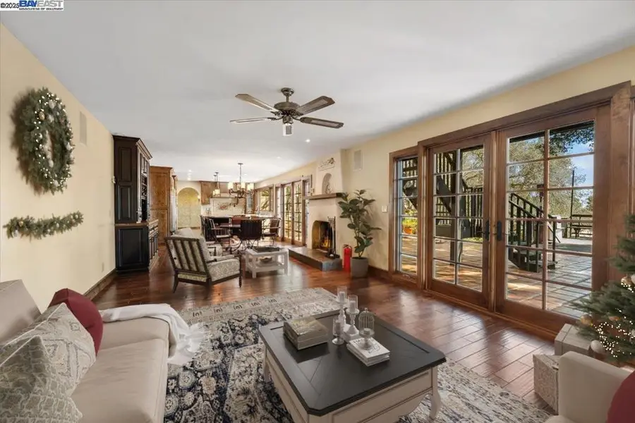 298 Saint Andrews Way, Lompoc, CA 93436 - Image #2