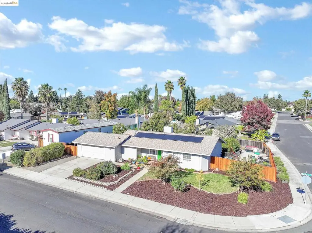 1111 Woodside Dr, Brentwood, CA 94513 - Image #1