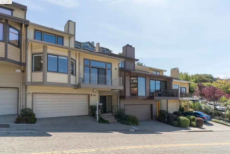 1881 Grand View Drive, Oakland, CA 94618 - Image #3