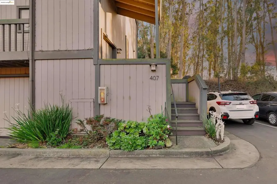407 Vista Heights Rd, El Cerrito, CA 94530 - Image #3