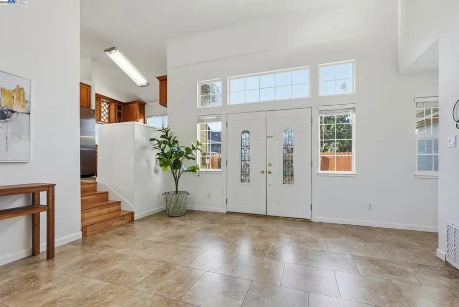 254 Medford Ave, Hayward, CA 94541 - Image #3
