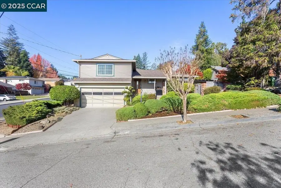 4604 Lawrence Dr, Castro Valley, CA 94546 - Image #2