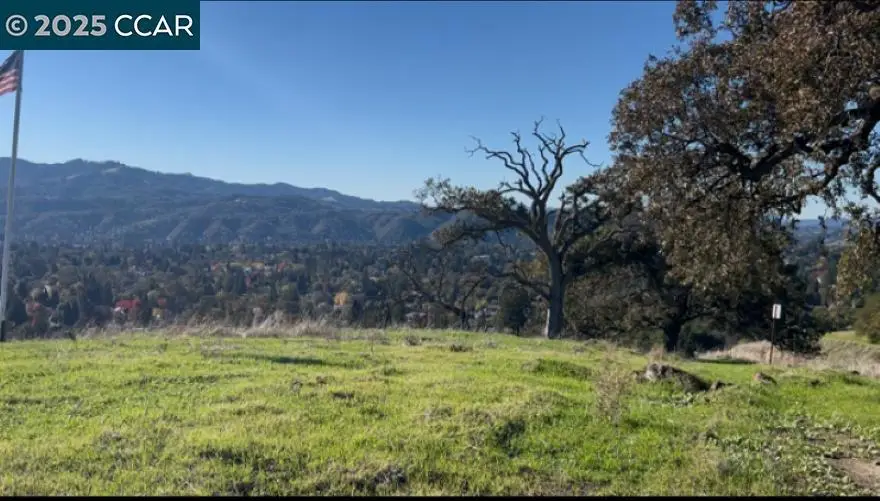 2378 Heritage Oaks Dr, Alamo, CA 94507 - Image #2