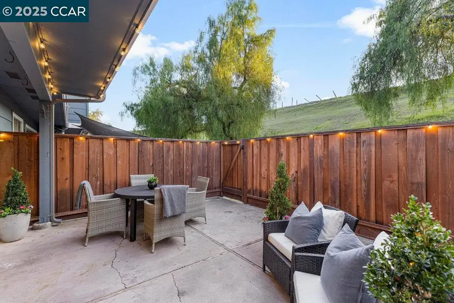 1048 Spring Valley Common, Livermore, CA 94551 - Image #3