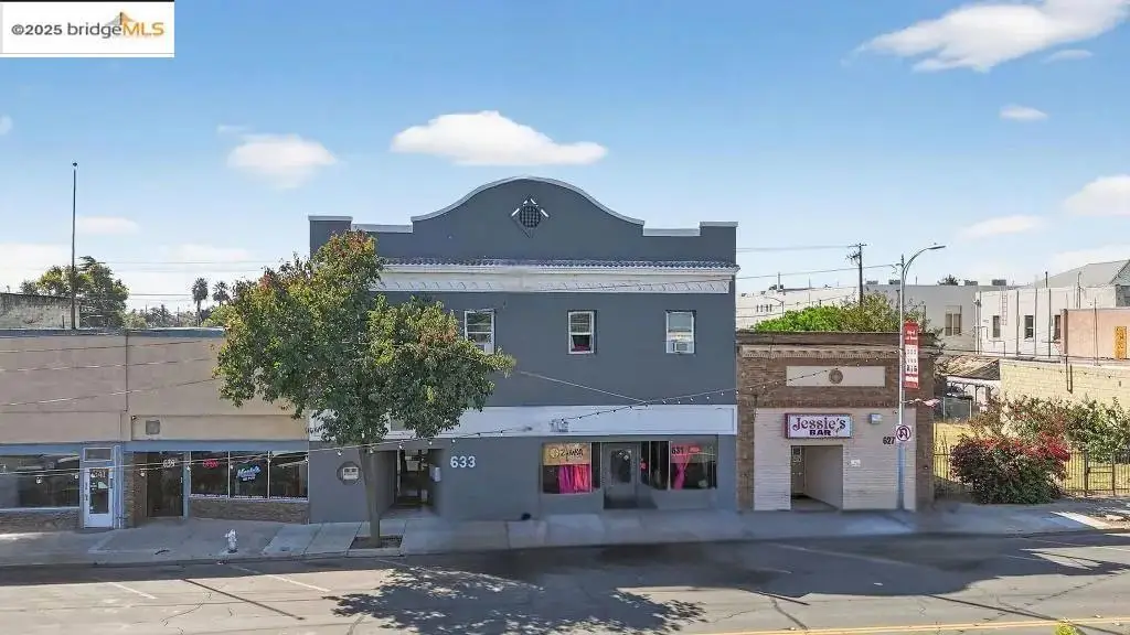 631 I St, Los Banos, CA 93635 - #1