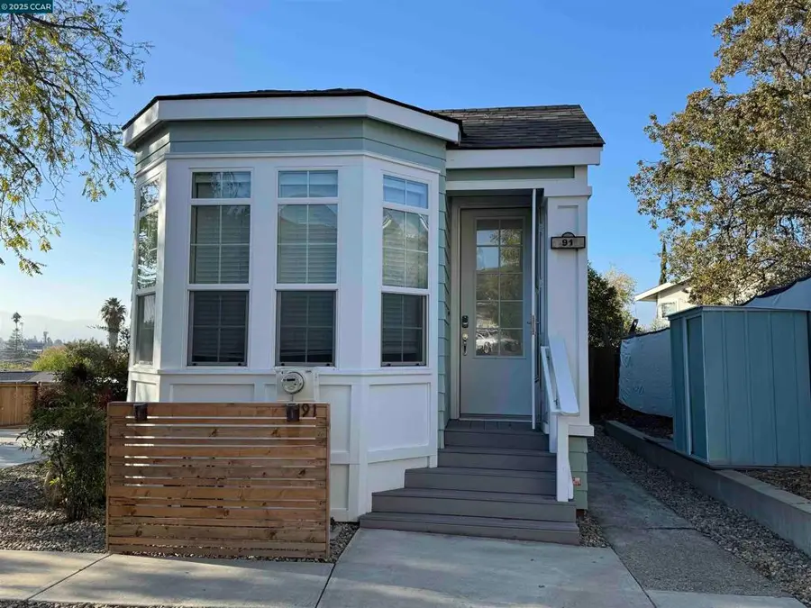 91 Terrace Ct, Concord, CA 94518 - Image #2