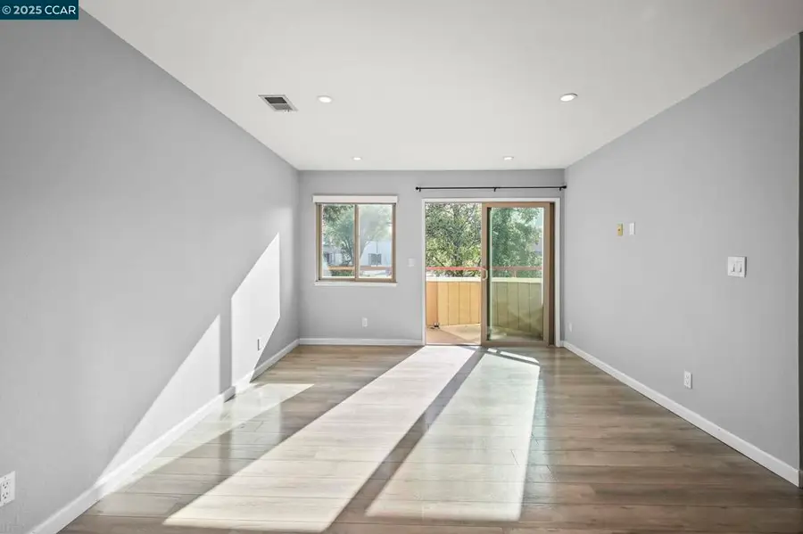 5095 Valley Crest Dr #308, Concord, CA 94521 - Image #3