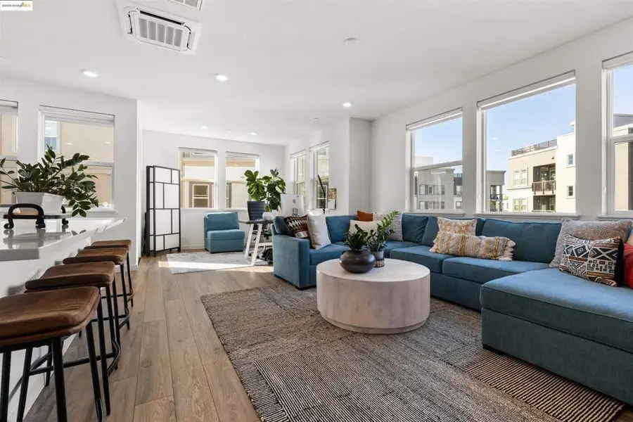 2836 Tradewind Dr, Alameda, CA 94501 - #2