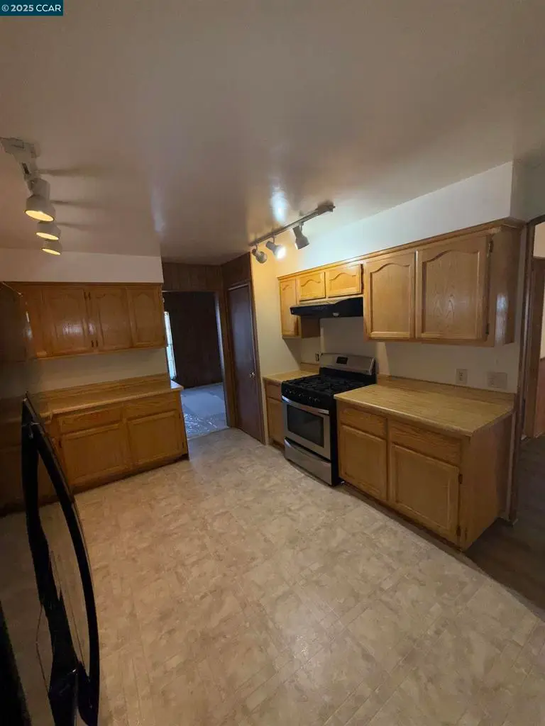 9 Palm Drive, Pittsburg, CA 94565 - #3