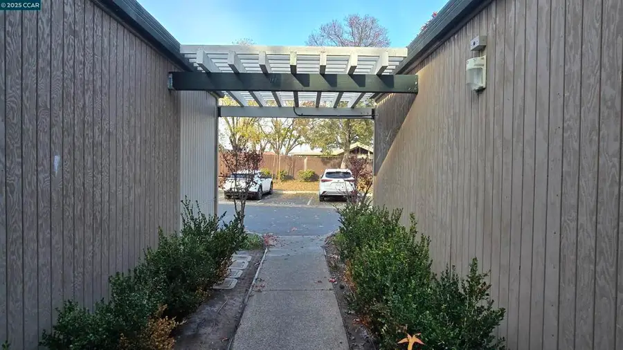 1123 Chadwick Cir, Bay Point, CA 94565 - Image #3